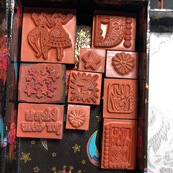 Laurel Burch Stamp Kit Box - Picture 10 of 16